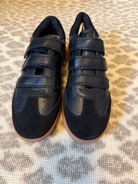 Steve Madden Black Momentum Sneaker